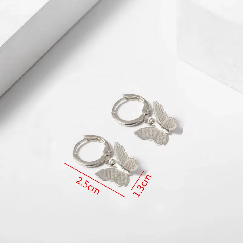 New Butterfly Pendants Neckalces for Women Short Chain Mini Butterflies Drop Boehemian Sexy Neck Accessories Fashion Jewerly