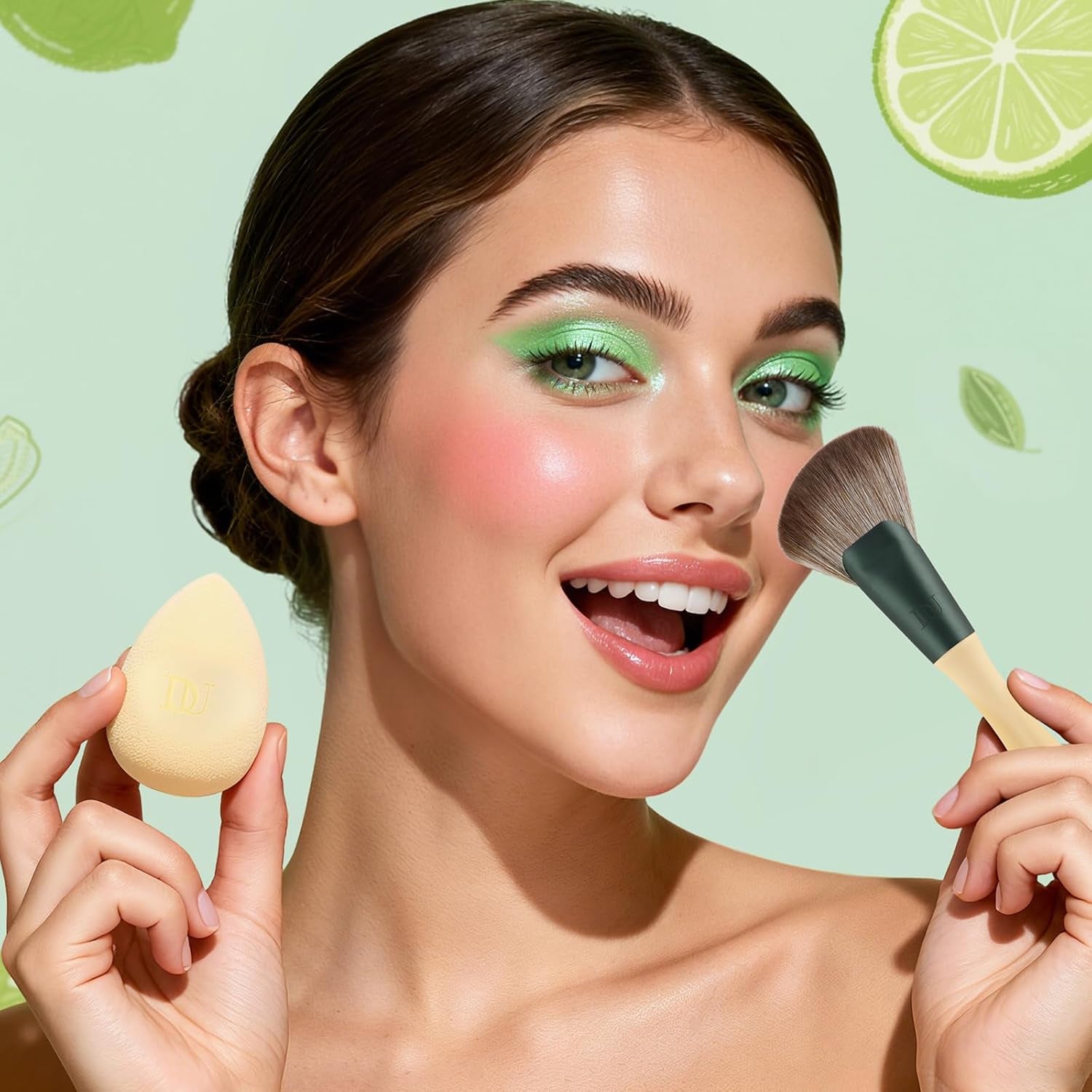 Makeup Brushes 14Pcs with 3Pcs Christmas Sponges Cosmetic Bag Makeup Brush Set for Foundation Blending Face Powder Blush Concealers Eye Shadows