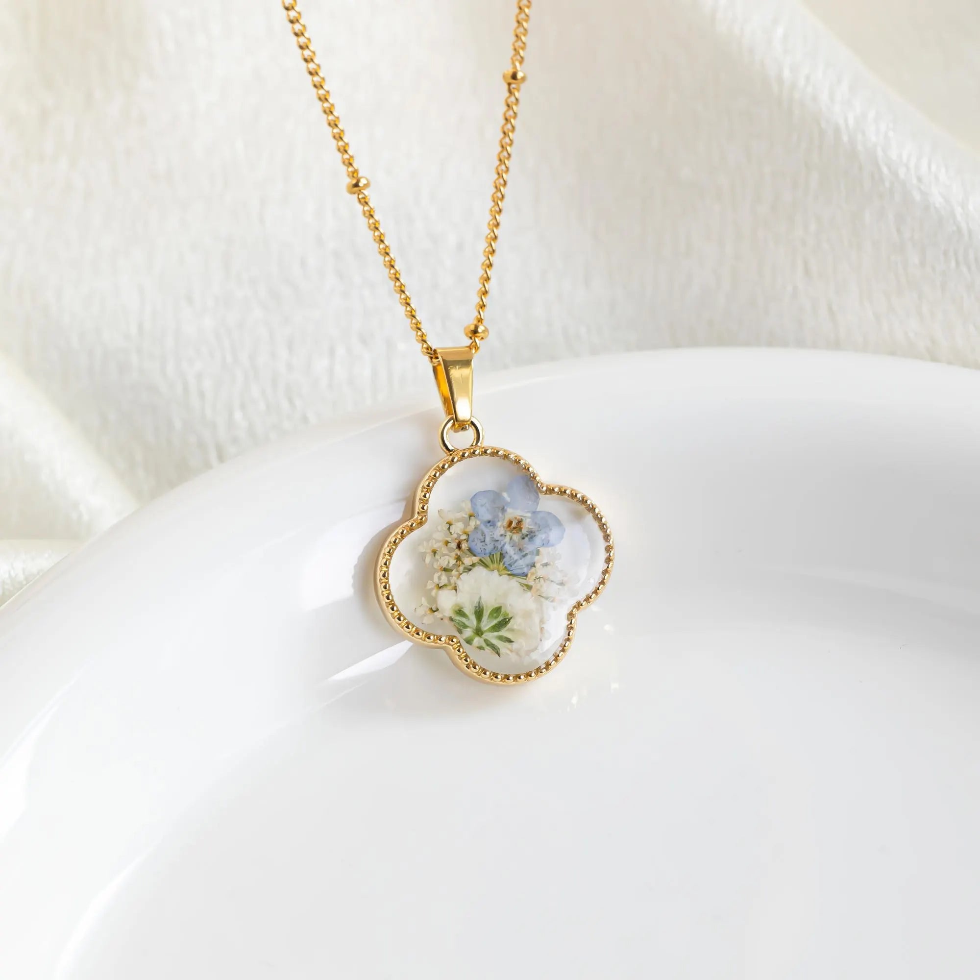 Forget Me Not and Baby'S Breath Necklace, Resin Real Pressed Flower Jewerly, Forgetmenot, Miscarriage Gift, Necklace for Women, Gift for Her