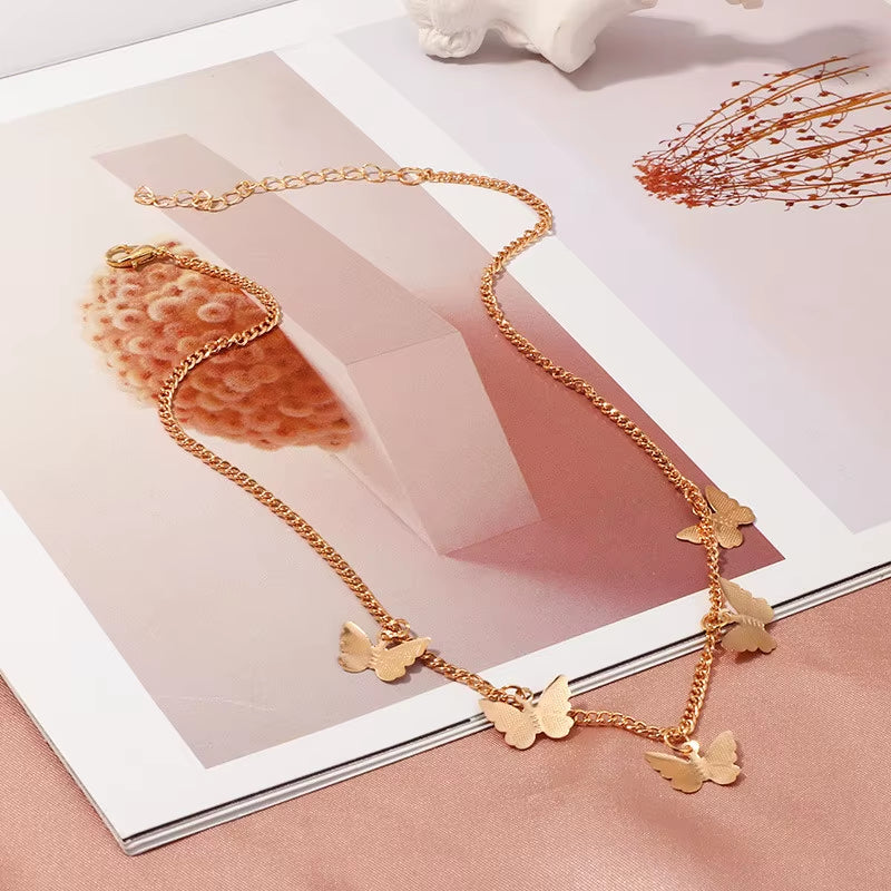 New Butterfly Pendants Neckalces for Women Short Chain Mini Butterflies Drop Boehemian Sexy Neck Accessories Fashion Jewerly